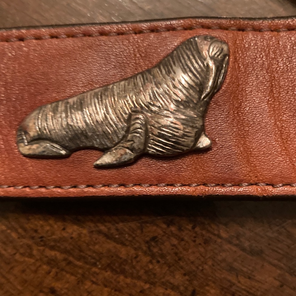 Honest by Brighton VINTAGE (1992)  “Endangered Species” Brown Leather Belt. - Picture 14 of 16